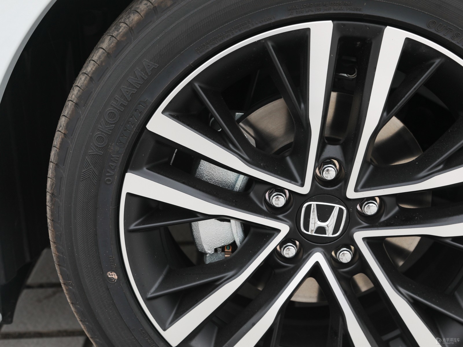 凌派2022款 180Turbo CVT领先版 细节之中见真章